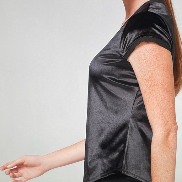 NWT WHBM Velvet T Size XS Soft/Stretchy/Shiny - Picture 3 of 16